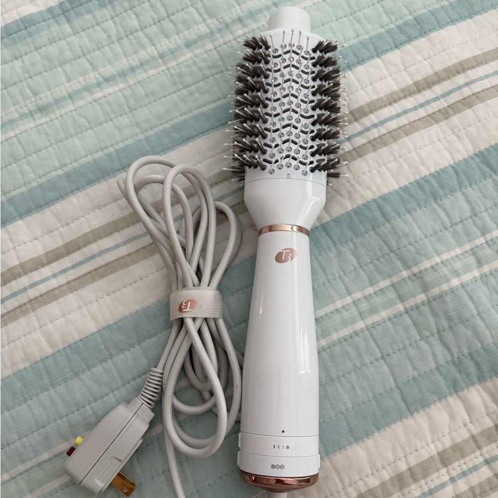 T3 White and Gold Hair Styling Tool